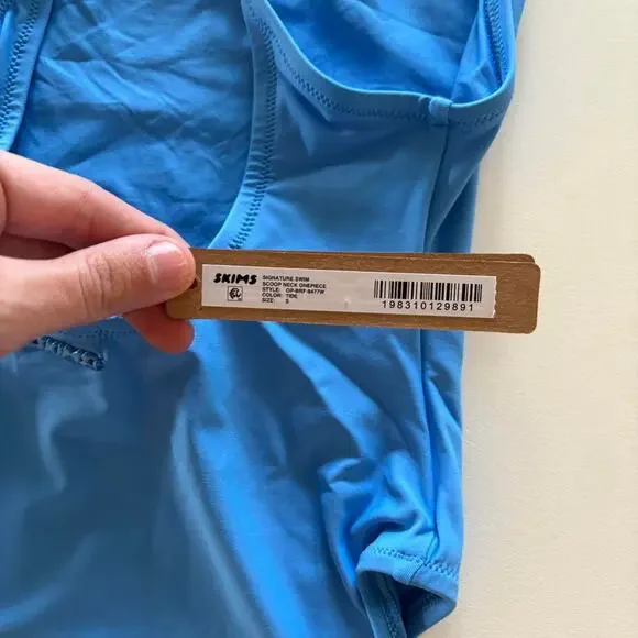 NWT Skims Scoop Neck One Piece Swim - Picture 5 of 5